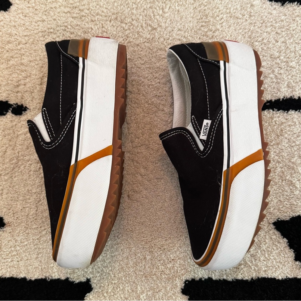 Vans stacked Black and White Sneakers with Brown Accents - Picture 6 of 13